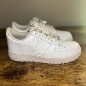 Nike Air Force 1 Low White Women’s Sneakers | Size 9
